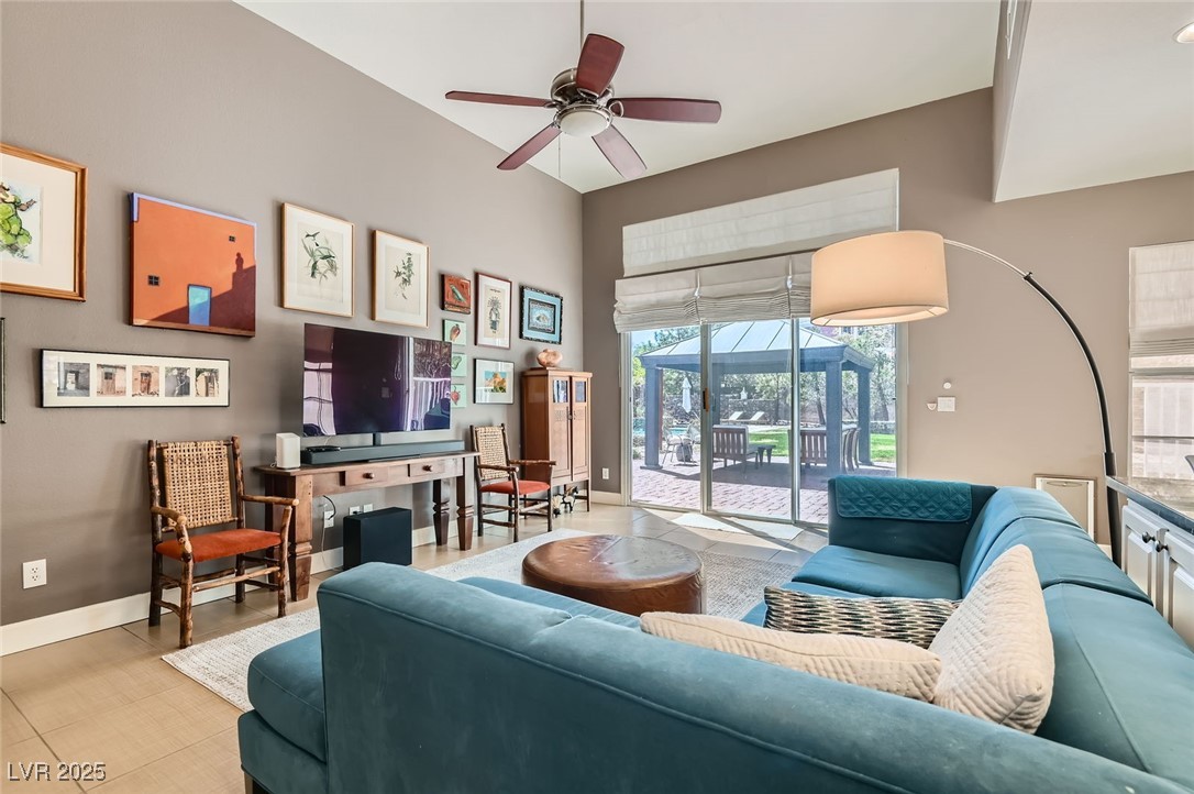 537 Tuscany View Street
