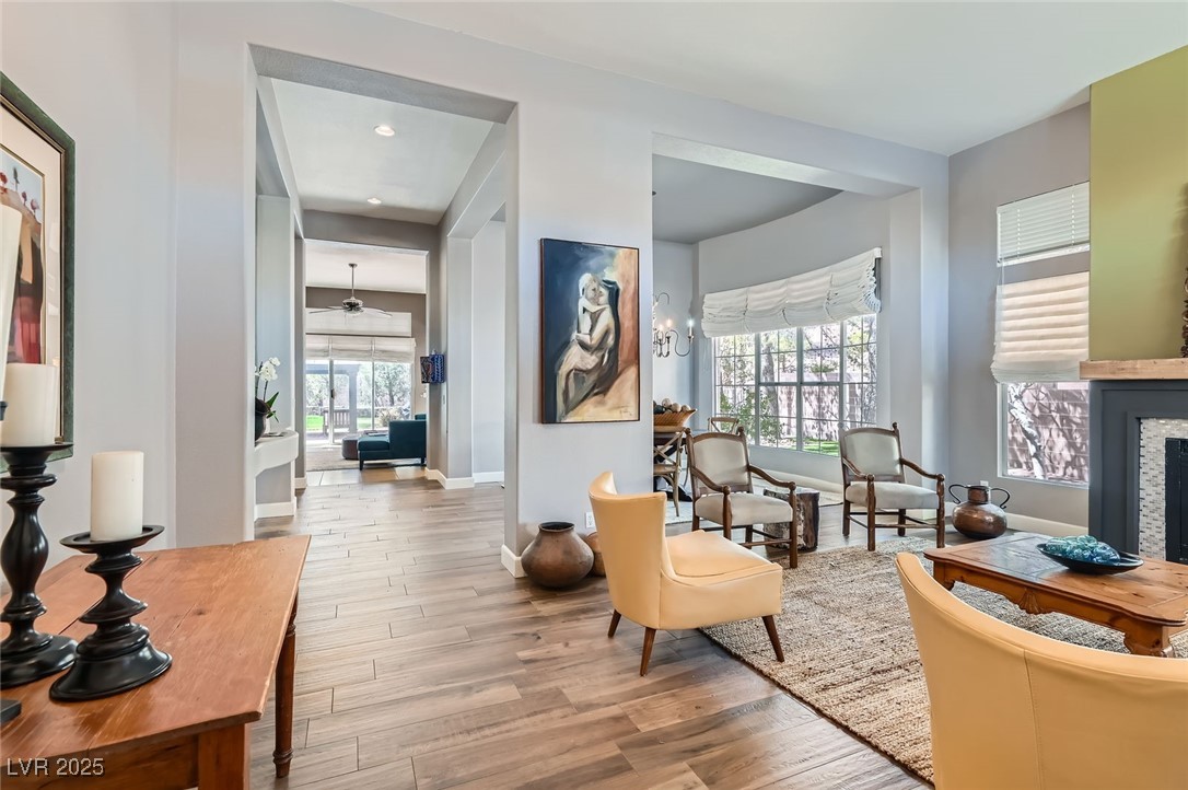 537 Tuscany View Street