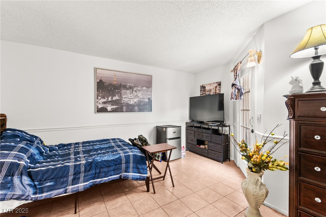 1863 Camino Verde Lane
