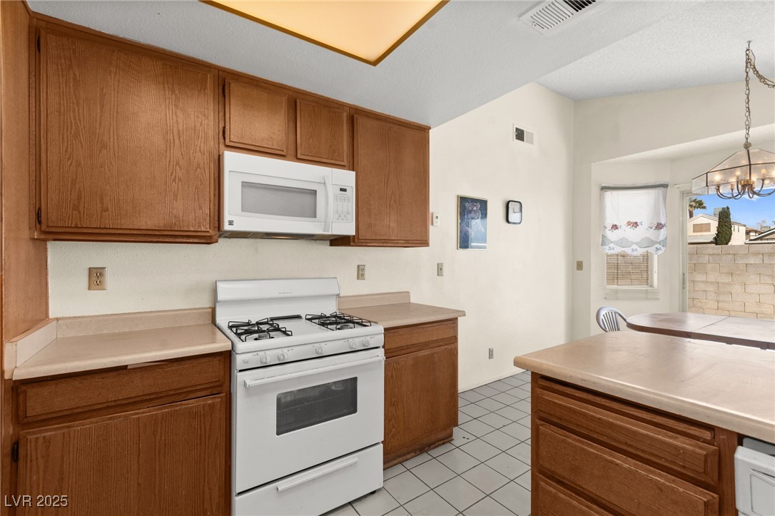 7008 Brown Derby Circle Drive
