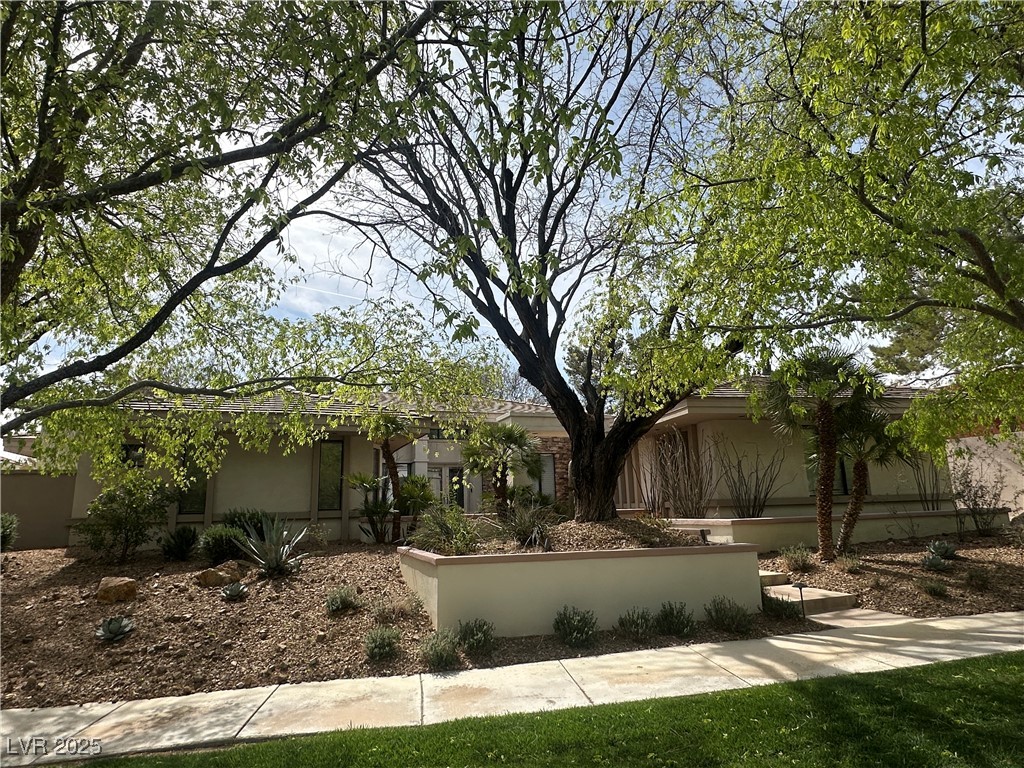 9013 BALD EAGLE Drive
