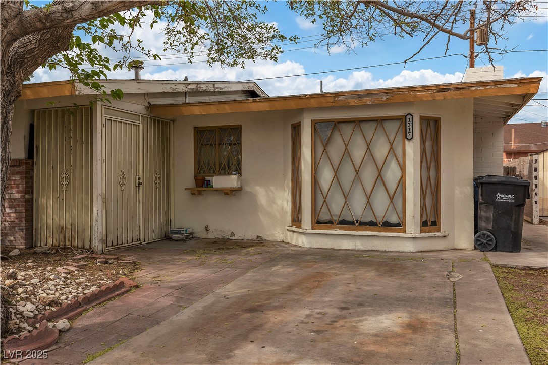 1317 Pyramid Drive