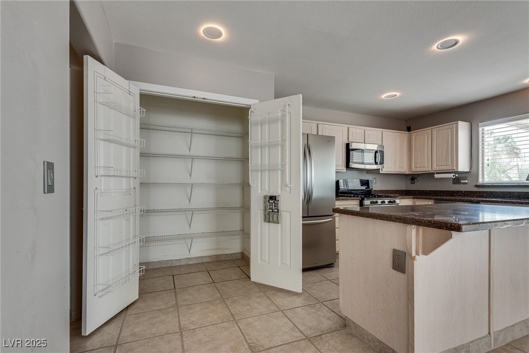 3800 Crema Court