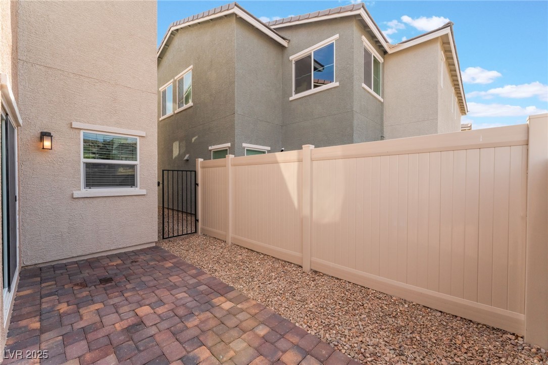 2902 Hemi Orange Avenue