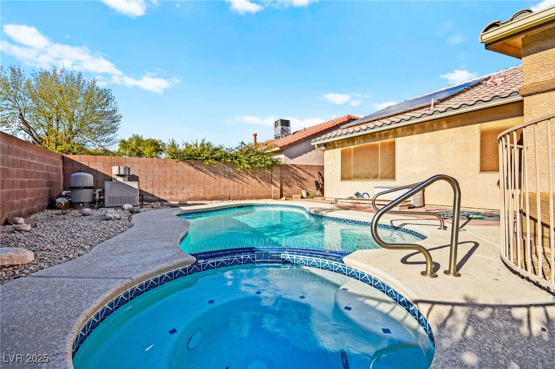 1659 Tangerine Rose Drive