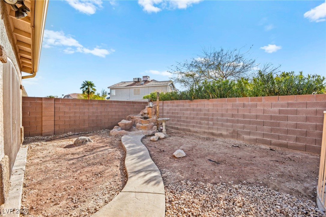 1659 Tangerine Rose Drive