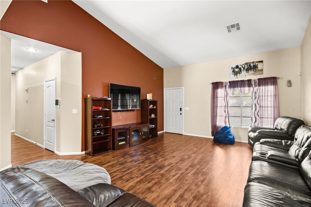 1659 Tangerine Rose Drive