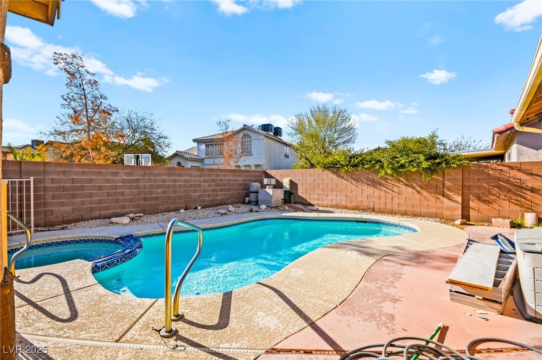 1659 Tangerine Rose Drive
