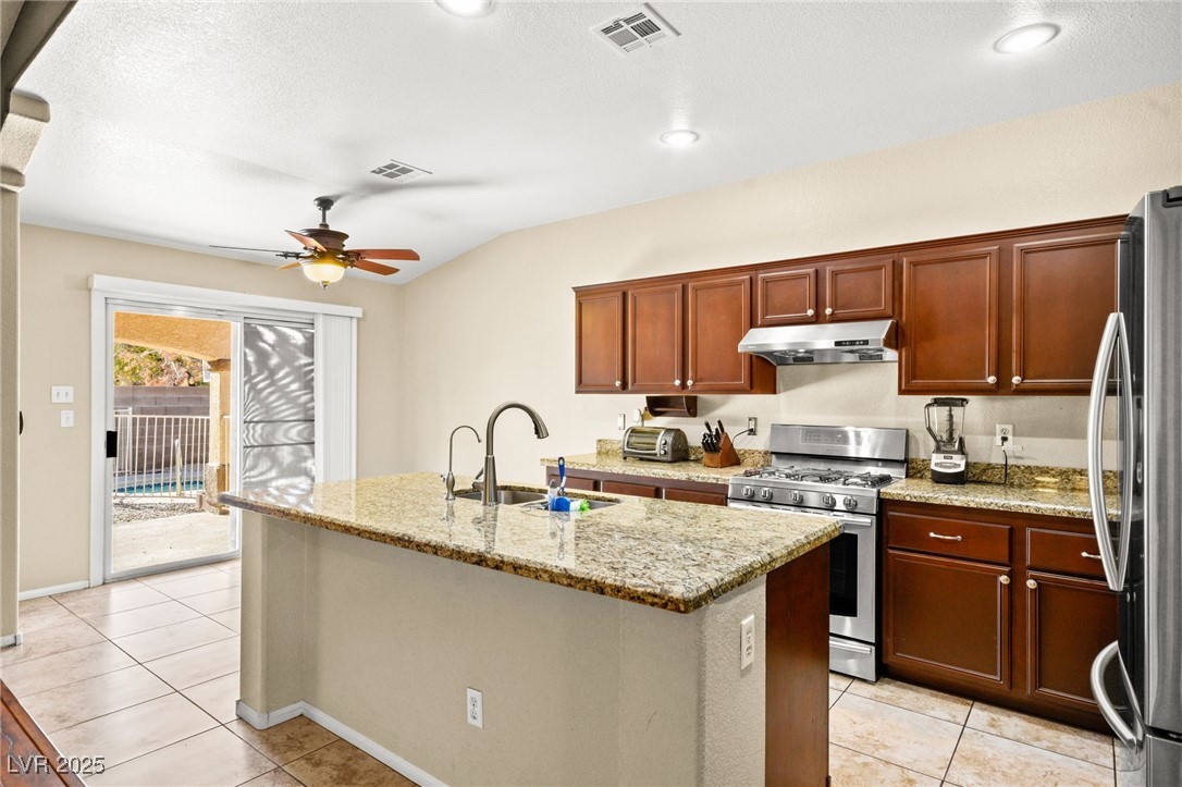 1659 Tangerine Rose Drive