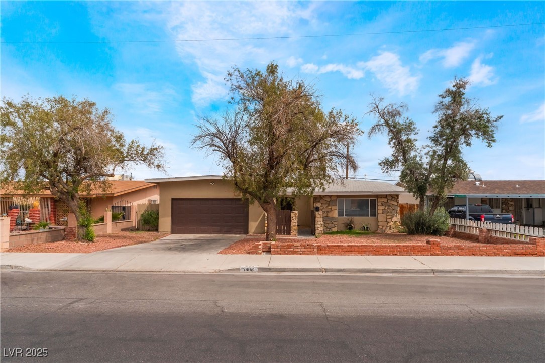 1808 Saylor Way