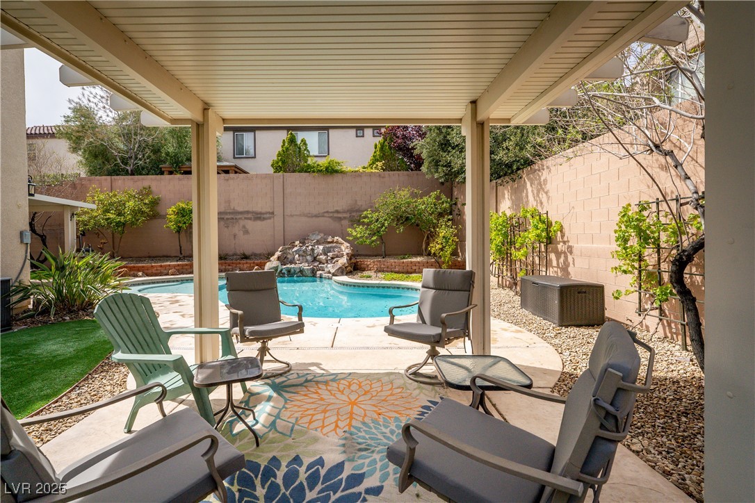 7743 Tree Lane Peak Court