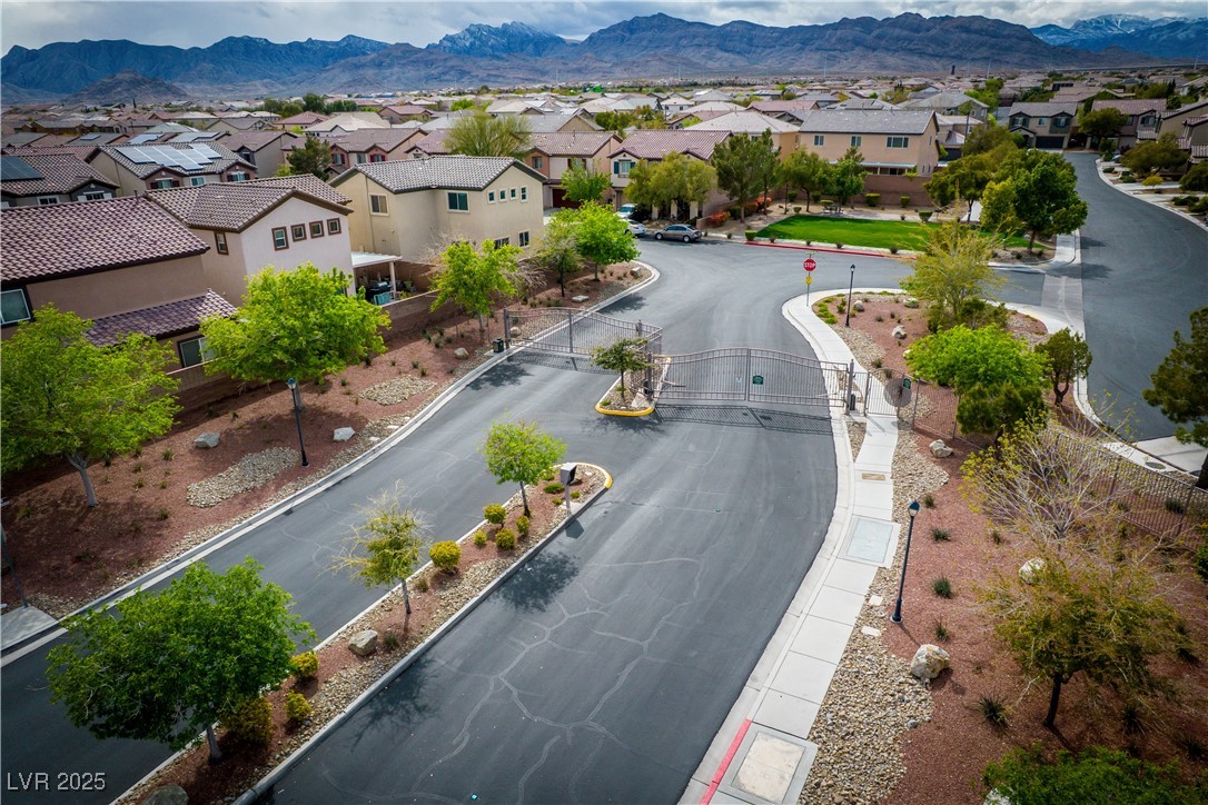 7743 Tree Lane Peak Court