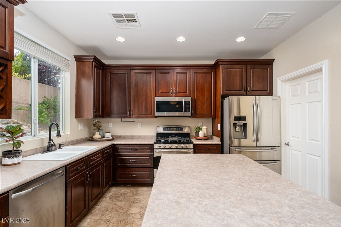 7743 Tree Lane Peak Court