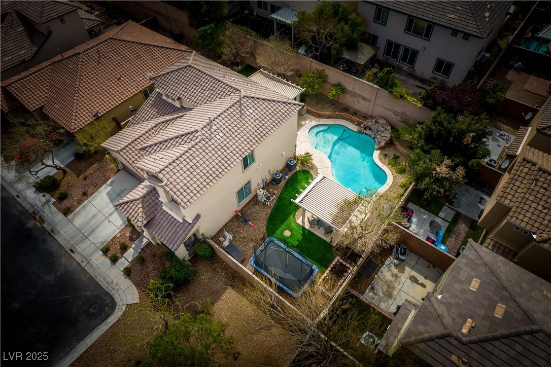 7743 Tree Lane Peak Court