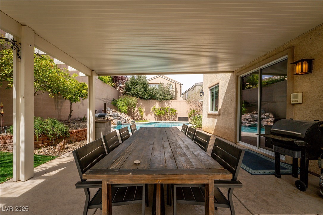 7743 Tree Lane Peak Court