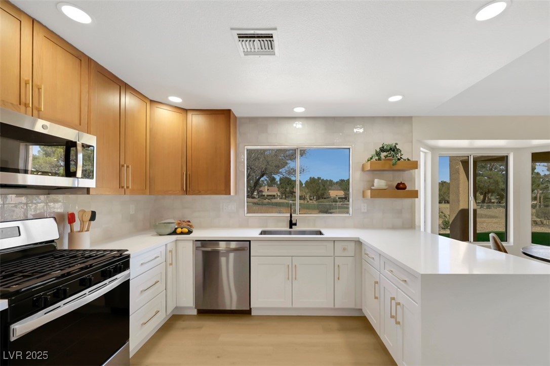 9524 Sundial Drive