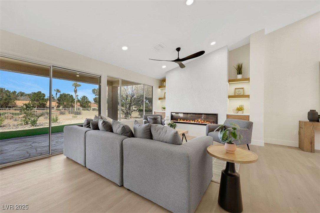 9524 Sundial Drive