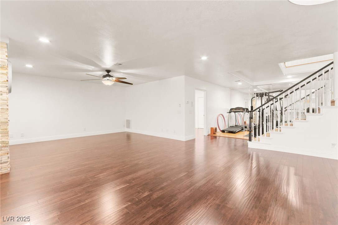 1535 Independence Way