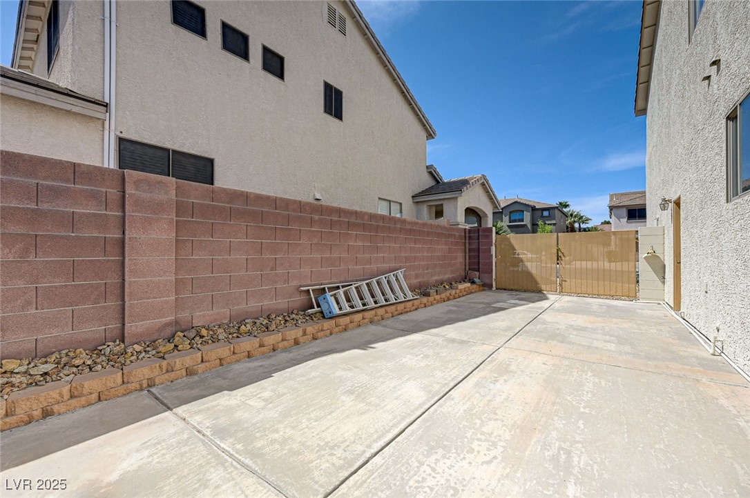 52 Blue Canyon Court