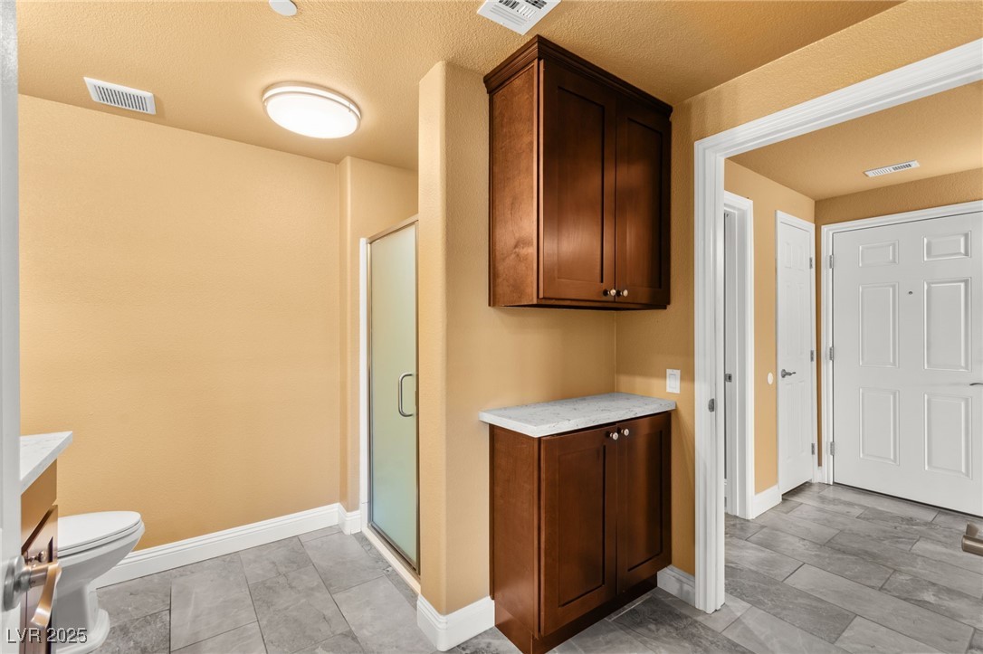 6868 Sky Pointe Drive 1104