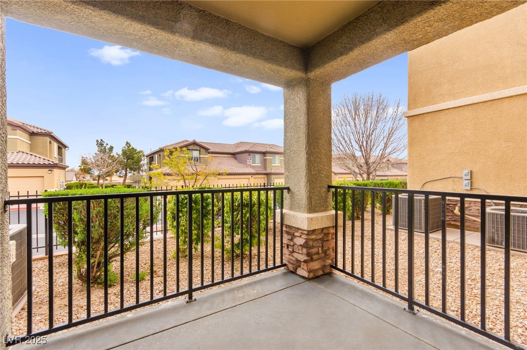 6868 Sky Pointe Drive 1104