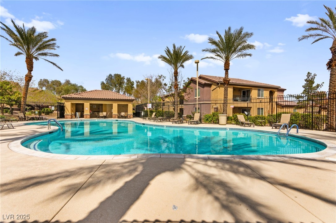 6868 Sky Pointe Drive 1104