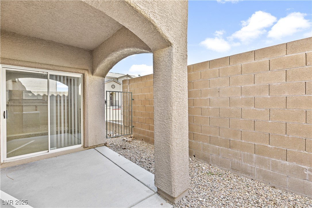 4178 Sparrow Rock Street