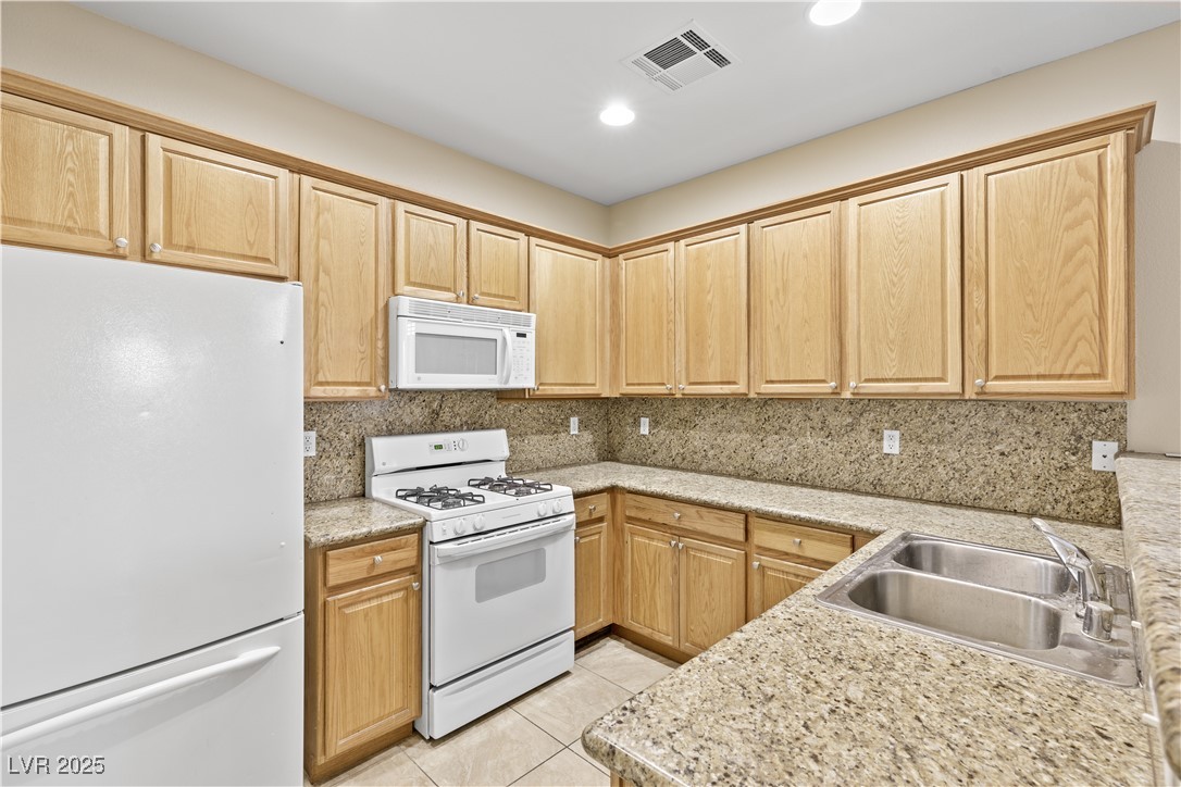 4178 Sparrow Rock Street