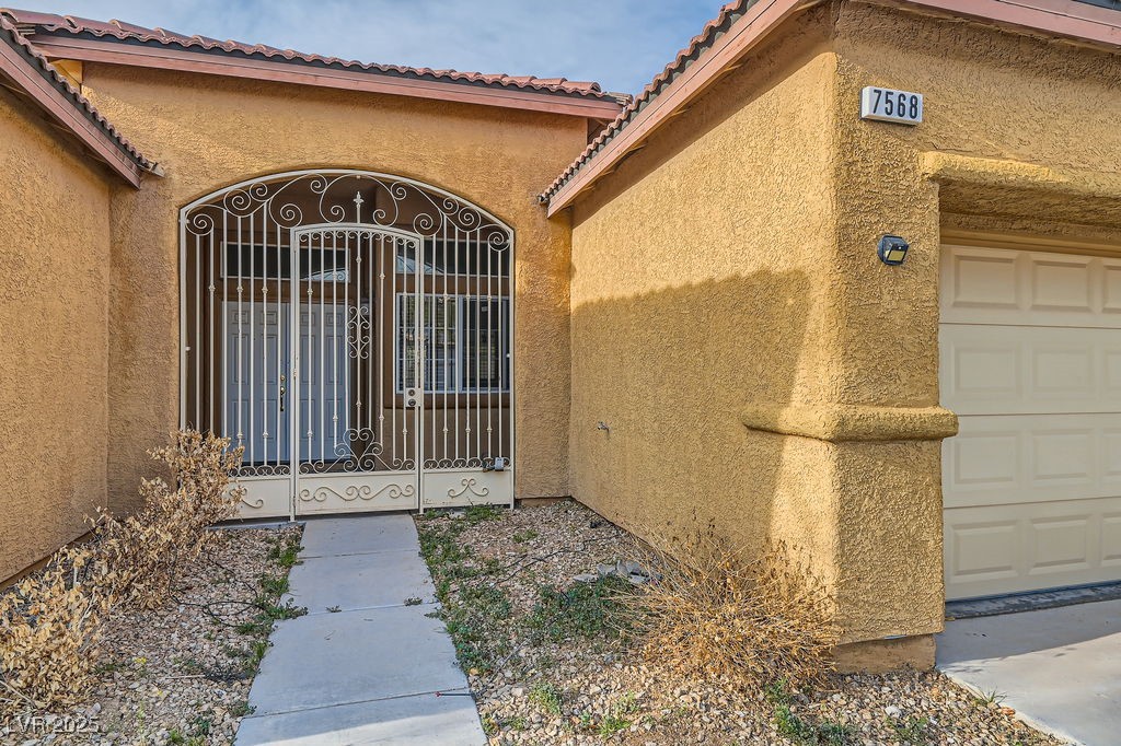 7568 Shadow Estates Way
