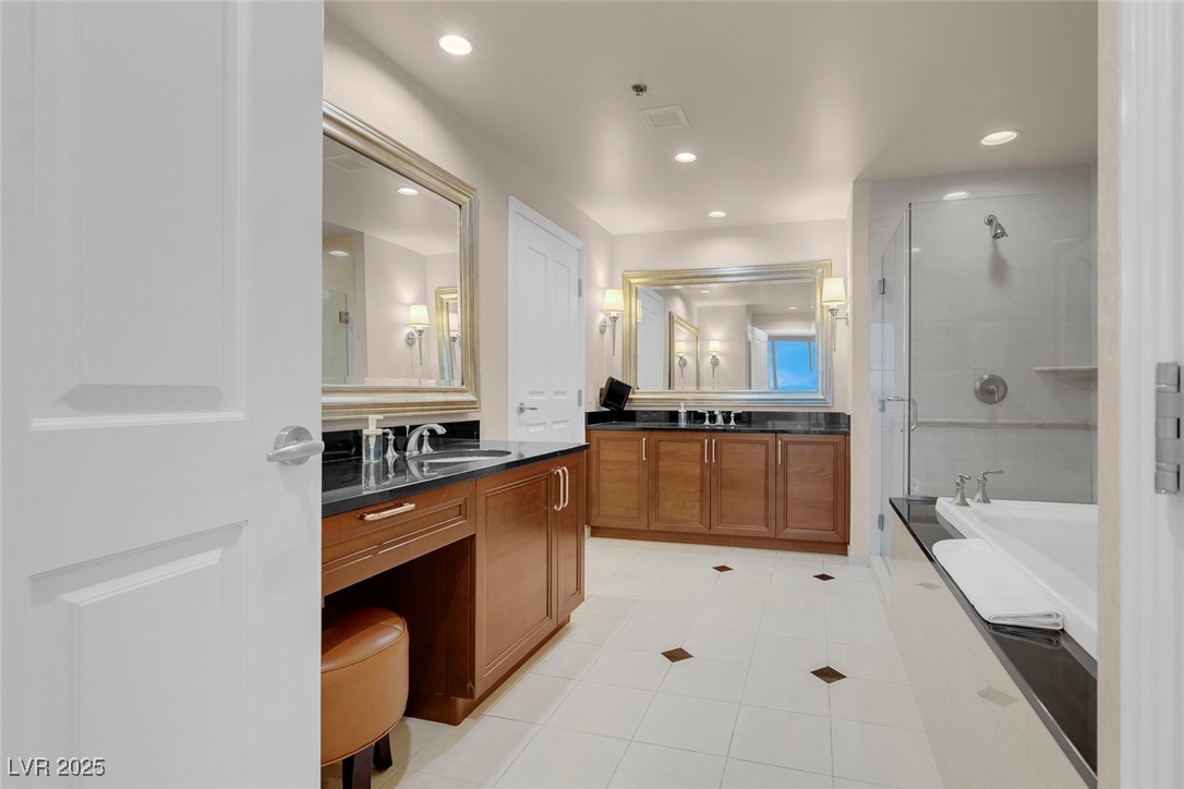 125 East HARMON Avenue 2220