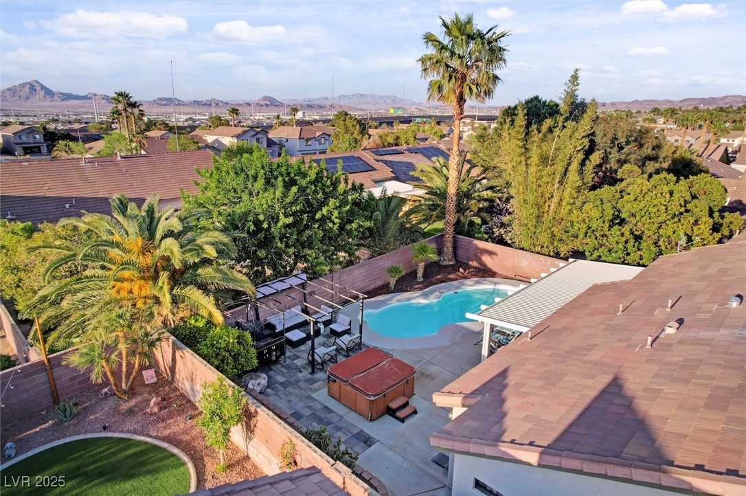 1078 Sandstone Canyon Street