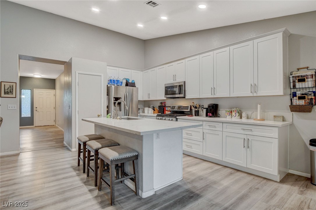 1078 Sandstone Canyon Street