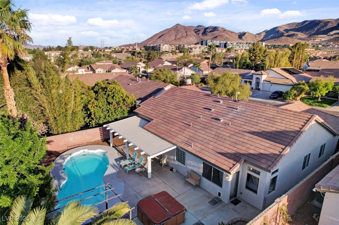 1078 Sandstone Canyon Street