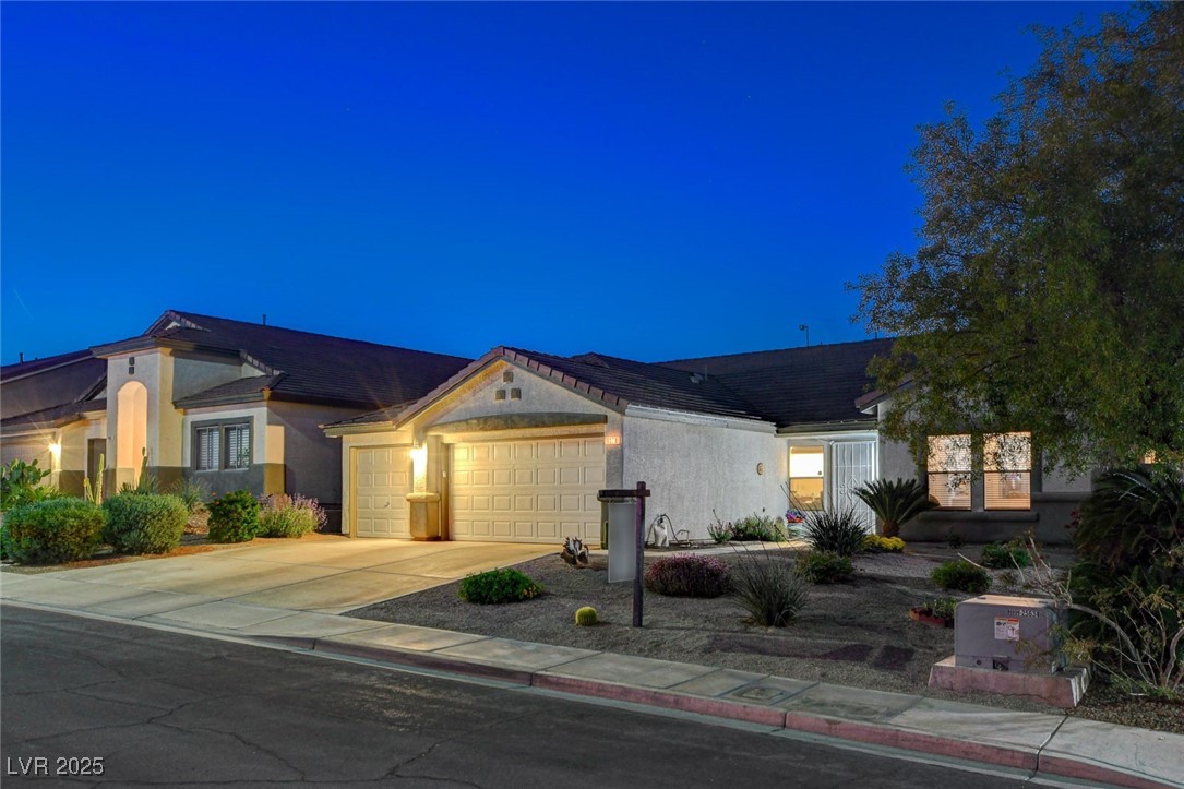 1078 Sandstone Canyon Street