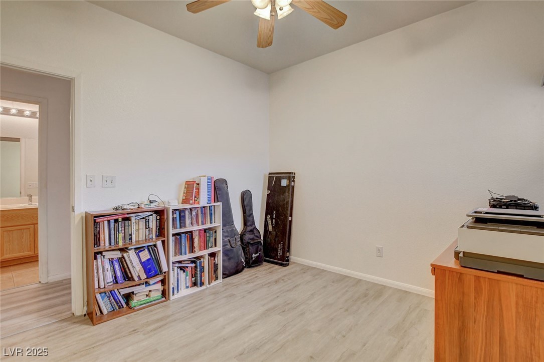 1078 Sandstone Canyon Street