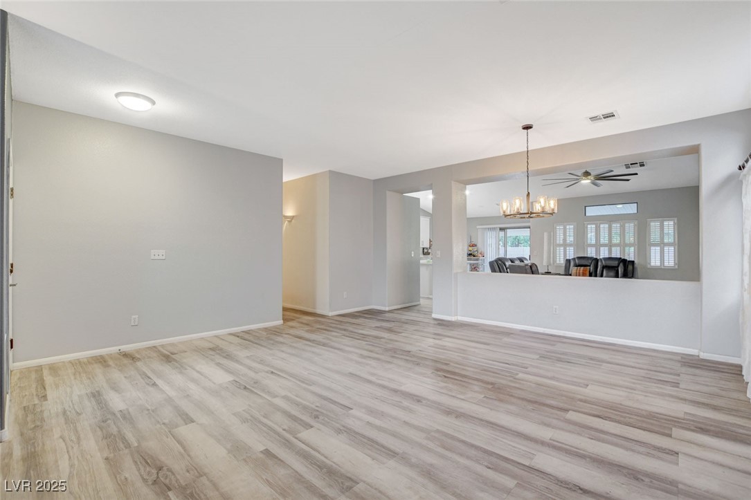 1078 Sandstone Canyon Street