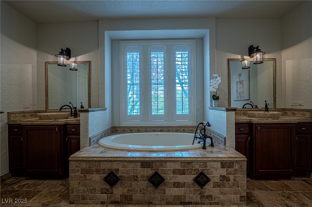 11814 Canons Brook Drive