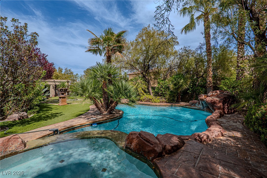 11814 Canons Brook Drive