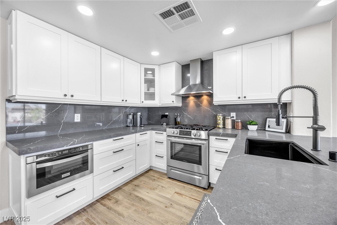 10620 Amber Ridge Drive 204