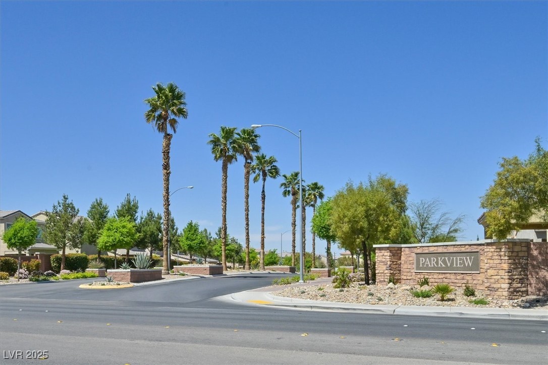 8919 Don Valley Avenue