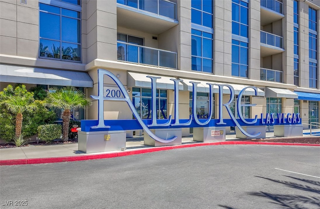 200 West Sahara Avenue 3312
