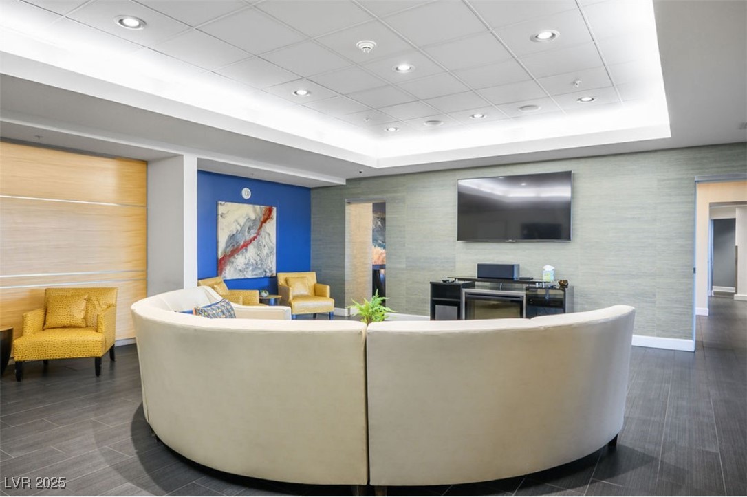 200 West Sahara Avenue 3312