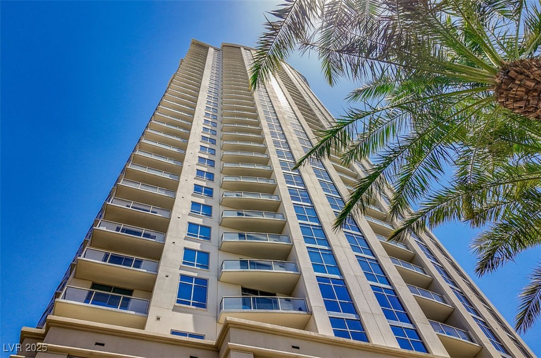 200 West Sahara Avenue 3312