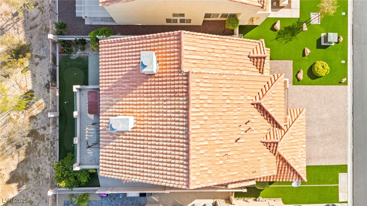 5492 Royal Vista Lane