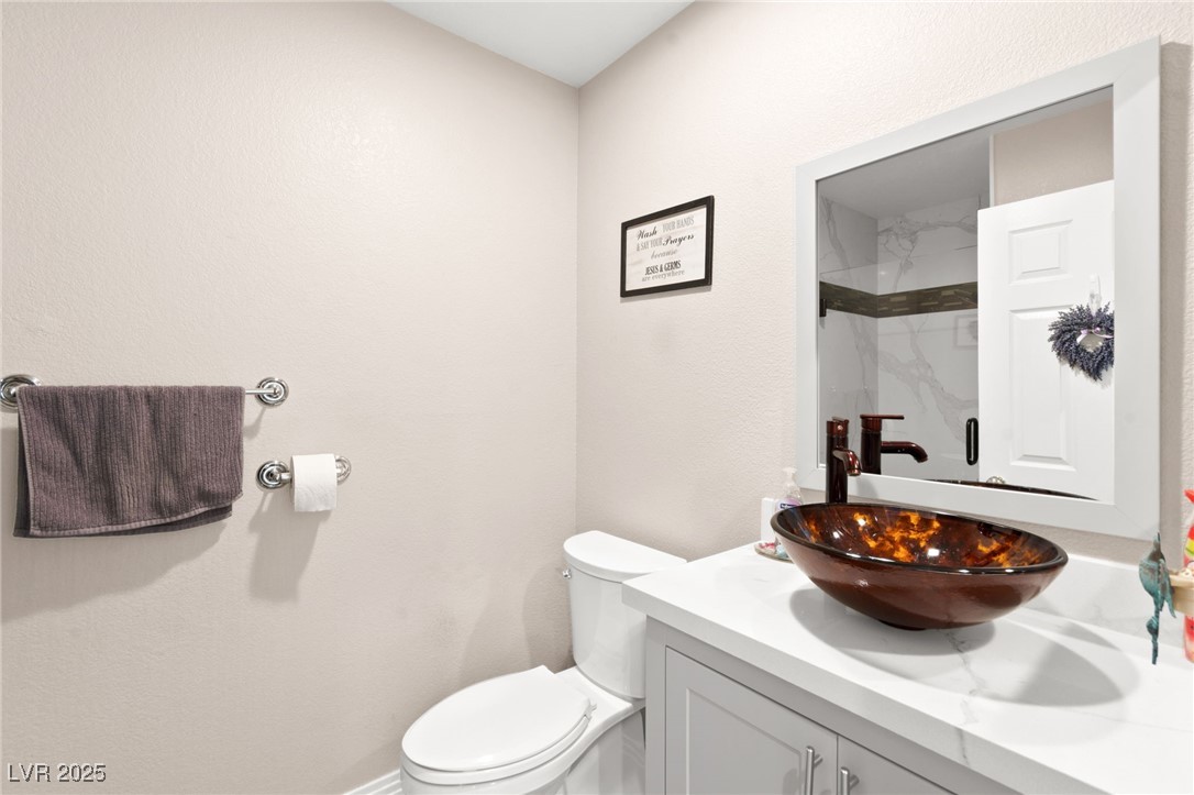 5492 Royal Vista Lane
