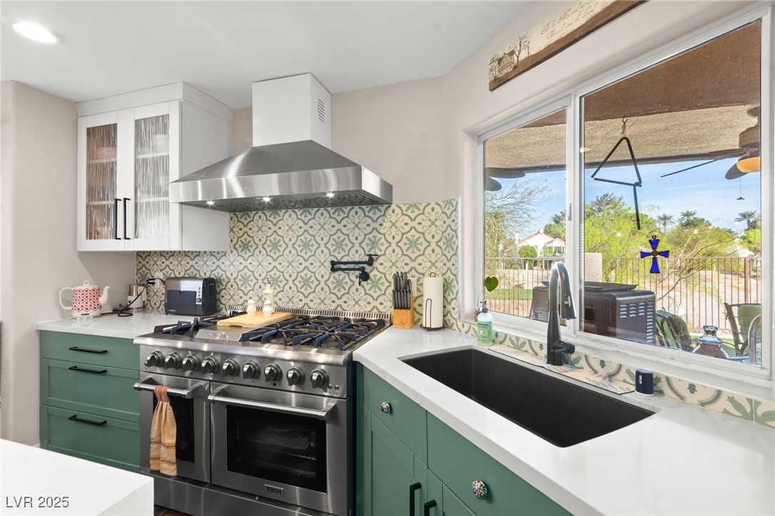 5492 Royal Vista Lane