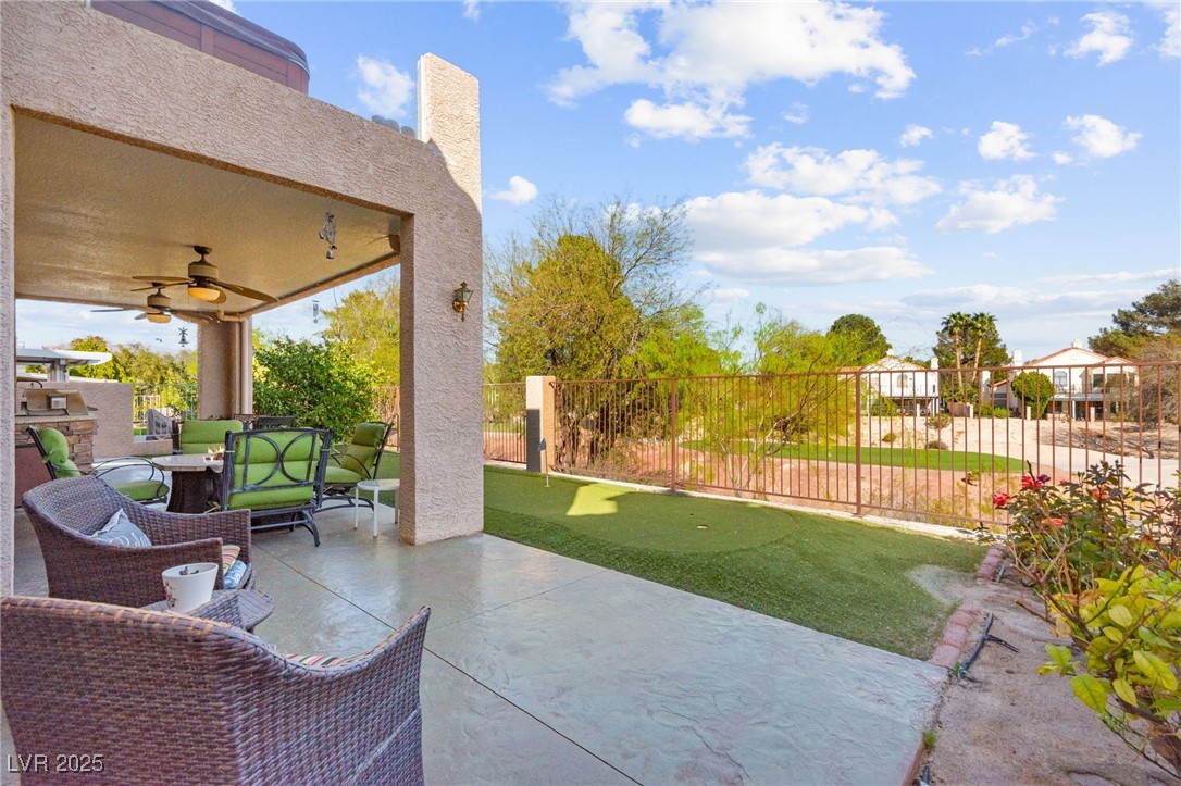 5492 Royal Vista Lane