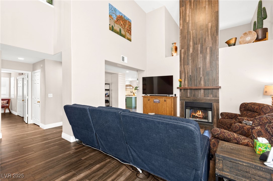 5492 Royal Vista Lane