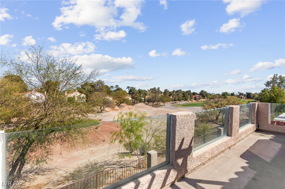 5492 Royal Vista Lane