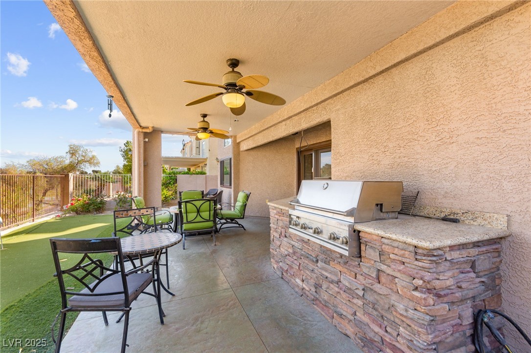 5492 Royal Vista Lane
